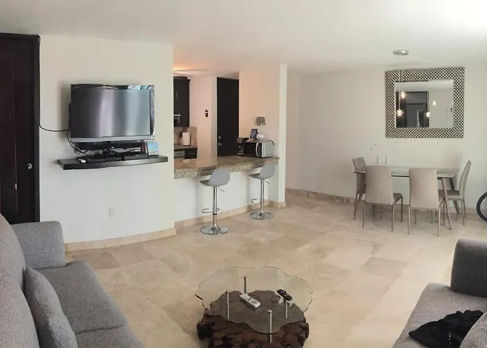 Departamento comodo, a media cuadra de la playa. Mazatlán